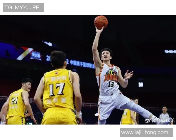 姜宇星的成长之路：从普通少年到璀璨明星的蜕变历程与心路历程